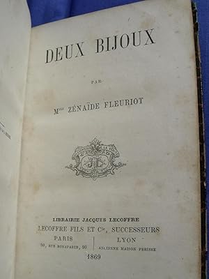 Deux bijoux