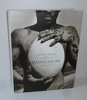 Image du vendeur pour Madagascar. Prface de Michel Tournier. Paris. ditions Assouline. 1994. mis en vente par Mesnard - Comptoir du Livre Ancien