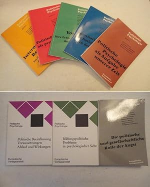 Immagine del venditore per Politische Psychologie, Bnde 1-8: Politische Psychologie als Aufgabe unserer Zeit / Autoritarismus und Nationalismus, ein deutsches Problem? / Vorurteile. Ihre Erforschung und ihre Bekmpfung / Politische Erziehung als psychologisches Problem / Internationale Beziehungen. Ein Gegenstand der Sozialwissenschaften / Die politische und gesellschaftliche Rolle der Angst / Bildungspolitische Probleme in psychologischer Sicht / Politische Beeinflussung: Voraussetzungen, Ablauf und Wirkungen venduto da Galerie fr gegenstndliche Kunst