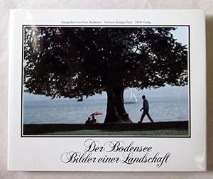 Bild des Verkufers fr Der Bodensee. Bilder einer Landschaft. Fotografiert von Peter Horlacher. Stuttgart, DRW-Vlg., 1980. Quer-fol. Durchgehend mit farbigen Abbildungen nach Fotografien. Ohne Seitenzhlung. Or.-Lwd. mit Schutzumschlag. (ISBN 3871812013). - Vortitel mit Widmung. zum Verkauf von Jrgen Patzer