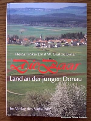 Seller image for Die Baar. Land an der jungen Donau. Konstanz, Sdkurier, 1989. Mit zahlreichen, teils farbigen fotografischen Abbildungen. 171 S. Farbiger Or.-Pp. (ISBN 3877990878). for sale by Jrgen Patzer