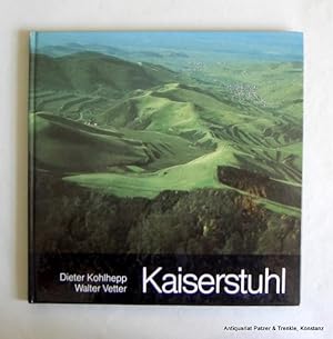 Bild des Verkufers fr Kaiserstuhl und Tuniberg in Wort und Bild. Freiburg, Rombach, 1983. 4to. Mit 188 (181 farbigen) fotografischen Abbildungen. 139 S. Or.-Pp. (ISBN 3793002969). zum Verkauf von Jrgen Patzer