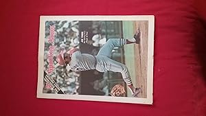 THE SPORTING NEWS OCTOBER 23, 1971 JOE TORRE THE SPORTING NEWS PLAYER OF THE YEAR