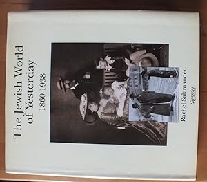 Immagine del venditore per The Jewish World of Yesterday 1860 - 1938. Texts and Photographs from Central Europe. venduto da Antiquariat Sasserath