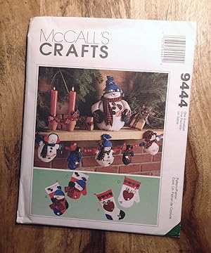 McCALL'S SEWING PATTERN: #9444: McCALL'S CRAFTS: Frosty Friends : Decorate with Glee . Snowmen, M...