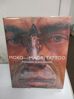 Image du vendeur pour Moko-Maori Tattoo: Photographs by Hans Neleman. mis en vente par Zephyr Books