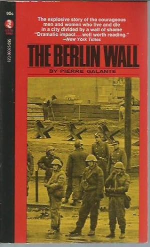 Immagine del venditore per The Berlin Wall venduto da Bookfeathers, LLC