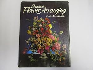 Immagine del venditore per Creative Flower Arranging venduto da Goldstone Rare Books