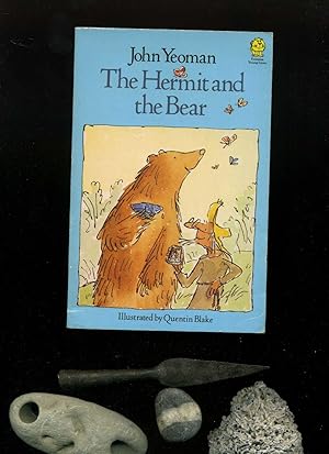 Bild des Verkufers fr The Hermit and the Bear. Illustrated by Quentin Blake. Taschenbuchausgabe. Text in Englisch. zum Verkauf von Umbras Kuriosittenkabinett