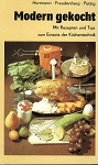 Imagen del vendedor de Modern gekocht : mit Rezepten u. Tips zum Einsatz d. Kchentechnik. ; Gerd Freudenberg; Bernd Patzig a la venta por Kirjat Literatur- & Dienstleistungsgesellschaft mbH