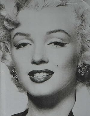 Marilyn Monroe und die Kamera. 152 Photographien aus den Jahren 1945 - 1962 und das berühmte Inte...