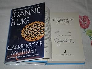 Imagen del vendedor de Blackberry Pie Murder: Signed a la venta por SkylarkerBooks