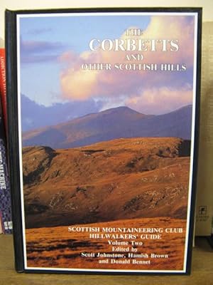 Bild des Verkufers fr The Corbetts and Other Scottish Hills: Scottish Mountaineering Club Hillwalkers Guide, Volume 2 zum Verkauf von PsychoBabel & Skoob Books