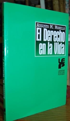 Seller image for EL DERECHO EN LA VIDA for sale by Fbula Libros (Librera Jimnez-Bravo)
