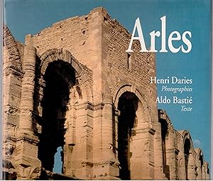 Image du vendeur pour Arles mis en vente par LibrairieLaLettre2