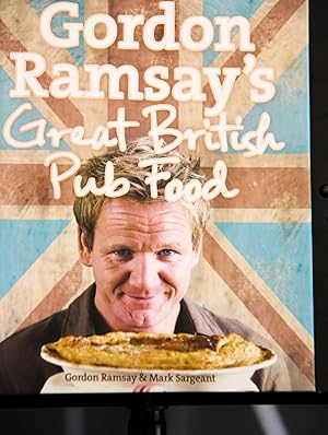 Seller image for Gordon Ramsay's Great British Pub Food for sale by Mad Hatter Bookstore