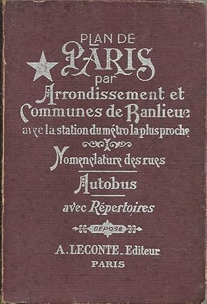 PLAN DE PARIS par Arrondissement et Communes de Banlieue avec la station du métro la plus proche....