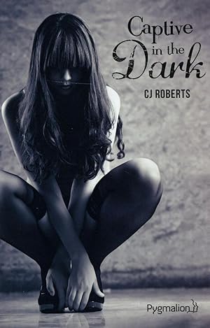 Seller image for the dark duet Tome 1 : captive in the dark for sale by Chapitre.com : livres et presse ancienne