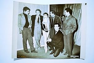 Fotografía original a Jean Cocteau, Antoni Clavé y otros. En Paris, año 50'. Agence Presse Bernan...