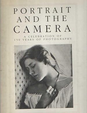 Immagine del venditore per Portrait and the Camera. A Celebration of 150 Years of Photography. venduto da Bij tij en ontij ...