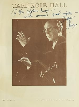 Bild des Verkufers fr Carnegie Hall program, inscribed and signed by the great violinist on the front cover zum Verkauf von James Cummins Bookseller, ABAA