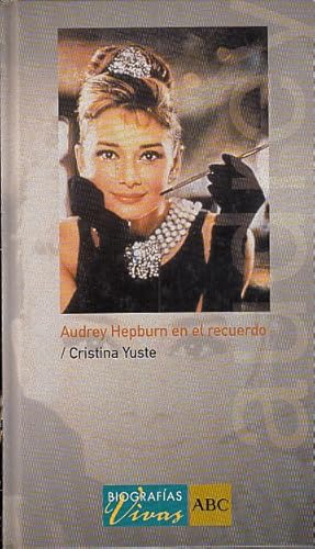 Imagen del vendedor de AUDREY HEPBURN EN EL RECUERDO a la venta por Librera Vobiscum