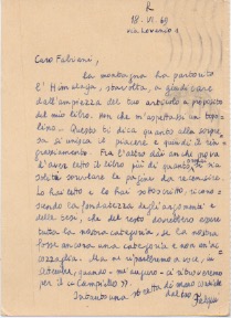Cartolina postale viaggiata autografa firmata inviata al poeta e giornalista Enzo Fabiani. Datata...