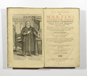 Seller image for Loci theologici [Bde. 2 u. 3: Locorum theologicorum.] [.] quibus et loci communes D. Philippi Melanchthonis perspicue explicantur, & quasi integrum Christianae doctrinae corpus, ecclesiae dei sincere proponitur, editi opera & studio Polycarpi Leyseri D. Editio novissima [.] cui praeter iamdudum addita fundamenta sanae doctrinae de vera et substantiali praesentia, exhibitione, & sumptione corporis & sanguinis domini in Caena [.]: et libellum de duabus naturis in Christo, earundem hypostatica unione, &c. de communicatione idiomatum [.]. Nunc recens accessit theologiae Jesuitarum, ex censura quadam illorum Coloniensi Anno 1560 edita, descriptio & delineatio ab eodem B. Chemnitio adornata [.]. 3 in einem Band. for sale by Versandantiquariat Wolfgang Friebes