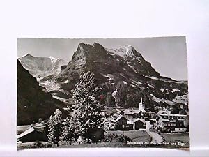 AK Grindelwald / Schweiz, Grindelwald mit Fiescherhorn und Eiger, Panorama.