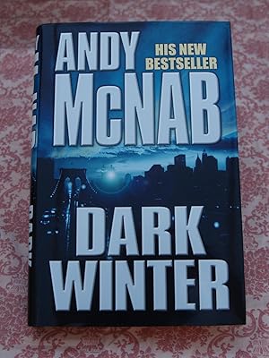 Imagen del vendedor de Dark Winter a la venta por Terry Blowfield