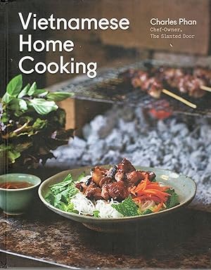 Immagine del venditore per Vietnamese Home Cooking venduto da Bauer Rare Books