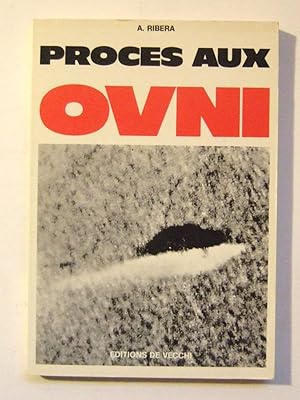 Seller image for Procs aux OVNI. for sale by Domifasol