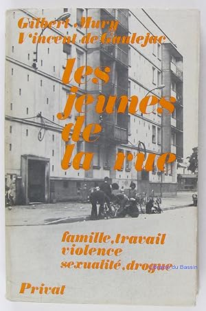 Seller image for Les jeunes de la rue for sale by Librairie du Bassin