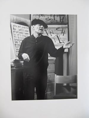 Immagine del venditore per Original Schwarz-Wei Foto. Motiv: Entracte. Raoul Hausmann. venduto da Antiquariat Schrter -Uta-Janine Strmer