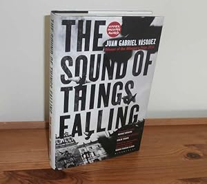 Image du vendeur pour The Sound of Things Falling mis en vente par Kelleher Rare Books
