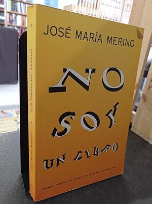 Imagen del vendedor de No soy un libro a la venta por Libros Antuano