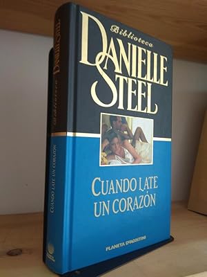 Imagen del vendedor de Cuando late un corazn a la venta por Libros Antuano