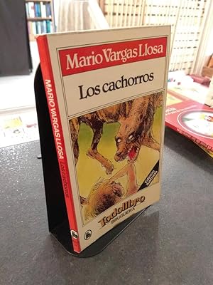 Imagen del vendedor de Los cachorros a la venta por Libros Antuano