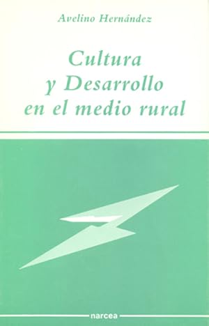 Imagen del vendedor de Cultura y desarrollo medio rural a la venta por Imosver