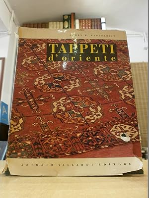 Image du vendeur pour TAPPETI D'ORIENTE. mis en vente par LLIBRERIA KEPOS-CANUDA