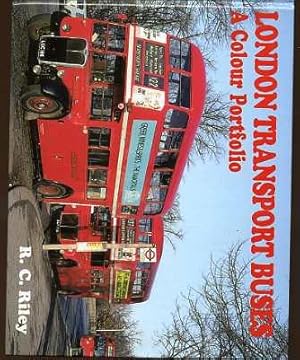 London Transport Buses : A Colour Portfolio