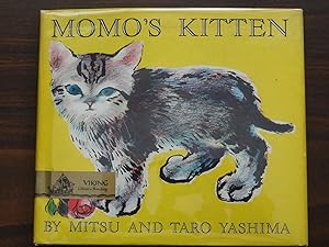 Bild des Verkufers fr Momo's Kitten zum Verkauf von Barbara Mader - Children's Books