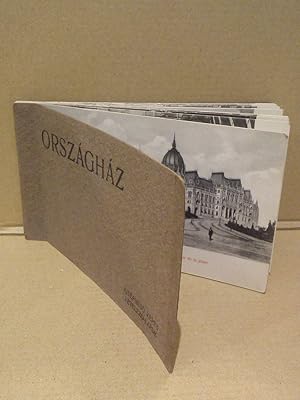 Kitéphetö Képes. Levelezö-Lapok. [Album conteniendo 11 tarjetas-postales sobre el antiguo Parlame...
