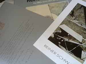 Seller image for Reiner Schwarz. Der Blick durch den Spiegel. Werkverzeichnis der Lithografien 1961 bis 1983. Mit einem handgeschriebenen Brief des Knstlers und einer Einladungskarte zur Vernissage 1992 Galerie Khn. for sale by Versandhandel Rosemarie Wassmann