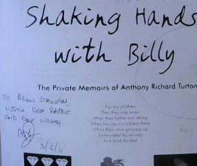 Image du vendeur pour Shaking Hands with Billy mis en vente par Chapter 1