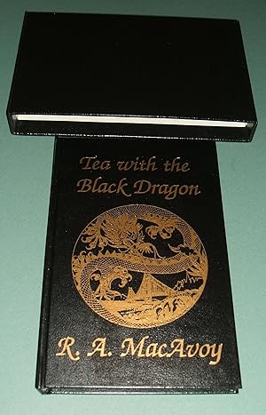 Bild des Verkufers fr Tea with the Black Dragon zum Verkauf von biblioboy