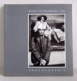 Immagine del venditore per Kunst in Frankfurt 1989 - Photographie - Abisag Tllmann, Christian Appel, Mara Eggert, Hanns-Christoph Eisenhardt, Renate von Forster, Ottmar Hrl, Martin Pudenz, Barbara Klemm etc. venduto da Verlag IL Kunst, Literatur & Antiquariat