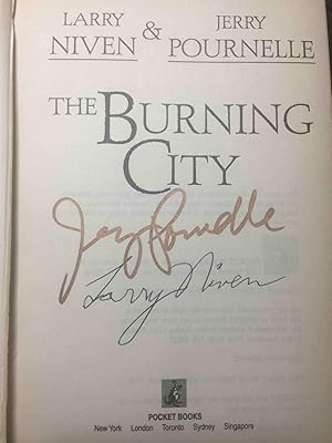 Seller image for THE BURNING CITY. for sale by Bookfever, IOBA  (Volk & Iiams)