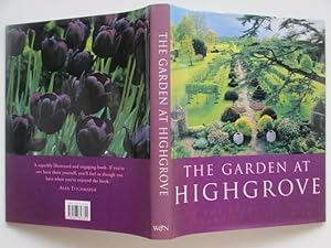 Imagen del vendedor de The garden at Highgrove a la venta por Aucott & Thomas