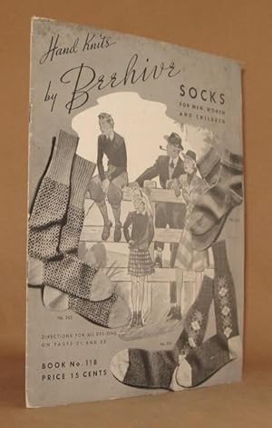 HAND KNITS BY BEEHIVE Book N. 118, price fifteen cents